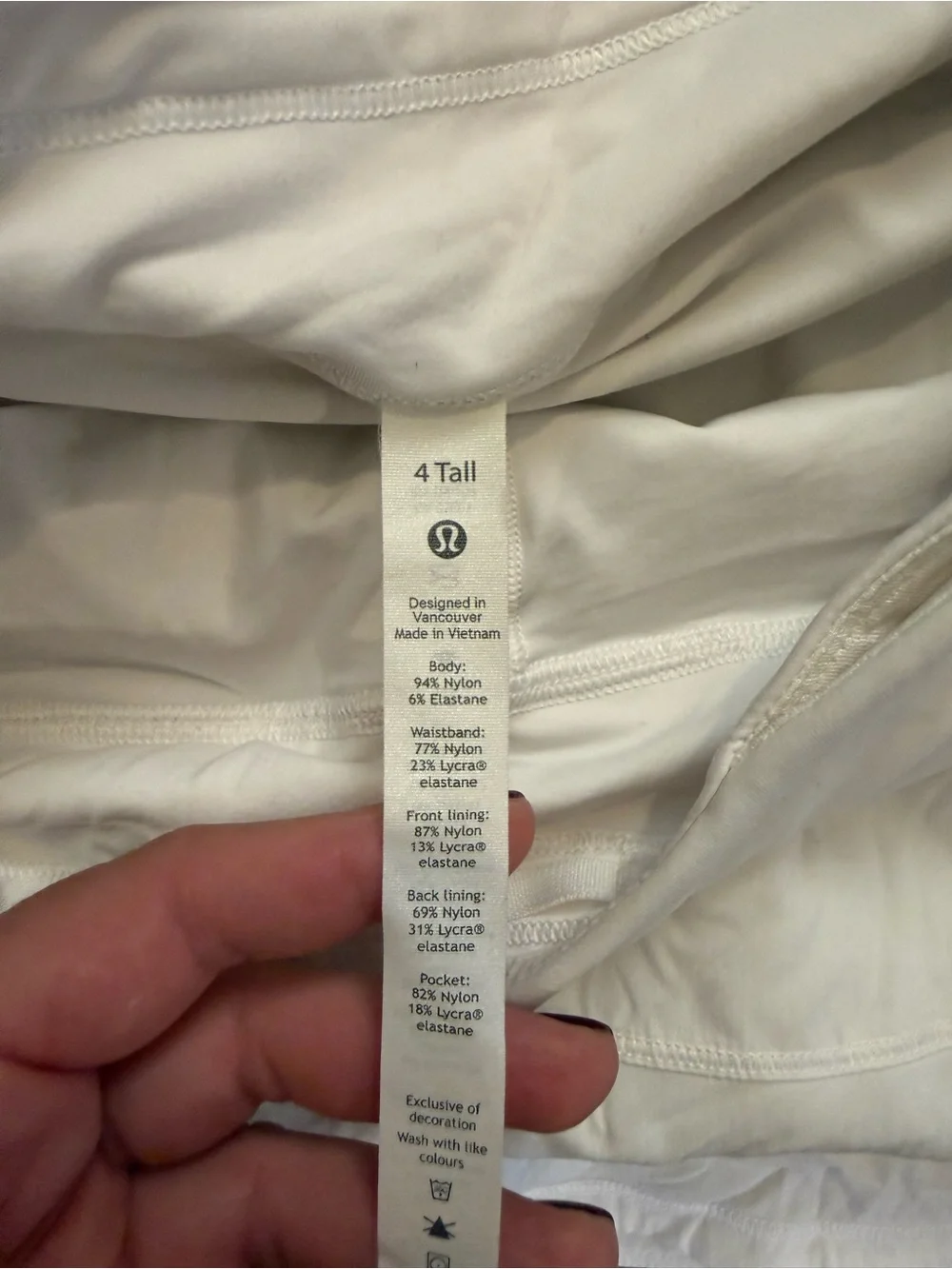 lululemon athletica lightweight four